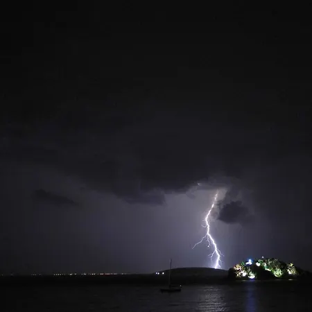 Arcadia Luxury Seaside Cuisine *