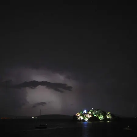 Arcadia Luxury Seaside Cuisine Resort Tolón