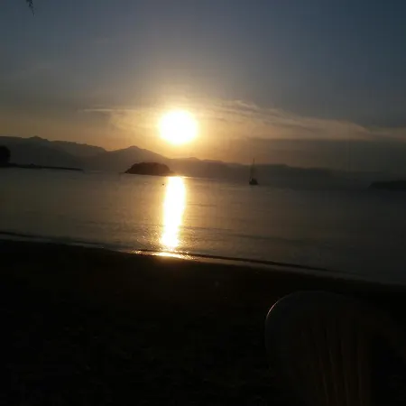منتجع Arcadia Luxury Seaside Cuisine