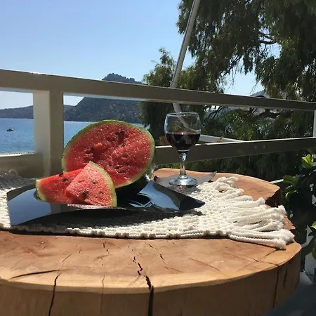 Arcadia Luxury Seaside Cuisine منتجع *