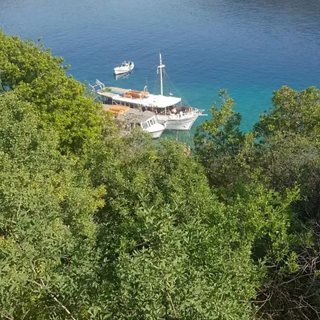 Arcadia Luxury Seaside Cuisine