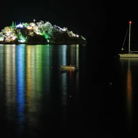 منتجع Arcadia Luxury Seaside Cuisine