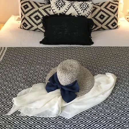 Arcadia Luxury Seaside Cuisine *