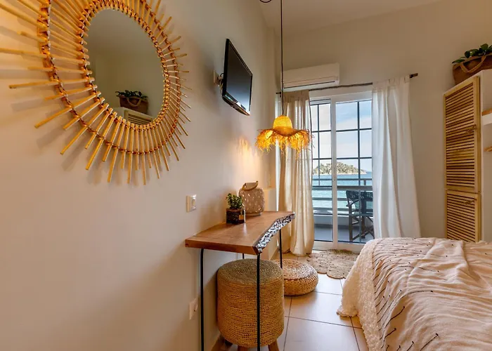 Arcadia Luxury Seaside Cuisine Üdülőközpont Toló