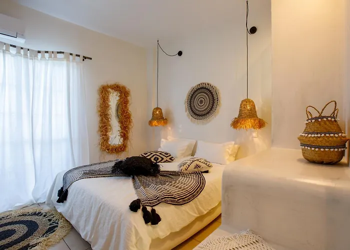 Arcadia Luxury Seaside Cuisine *