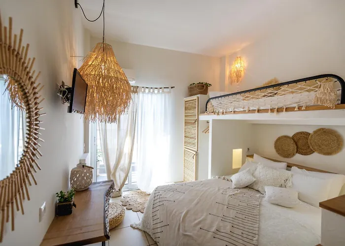 Arcadia Luxury Seaside Cuisine *